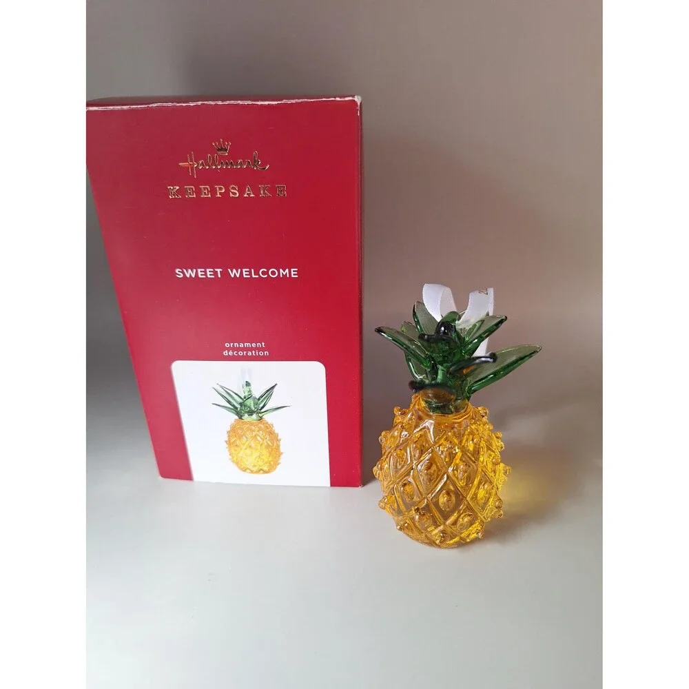 Hallmark Keepsake ornament 2020 Sweet Welcome